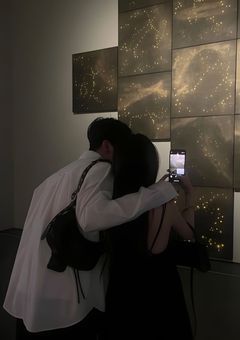  𝘭𝘰𝘷𝘦 𝘴𝘵𝘰𝘳𝘺