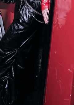 ガールズグループの愛されマンネには有名な兄弟がいます。