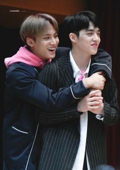 学校1のイケメン後輩に付き纏われています