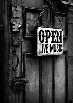 I wish I could sing as well as you.🐿🐶