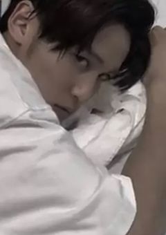 人 気 グ ル ー プ の 弟 裙
