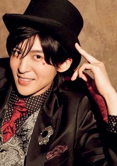 怪 盗 裙 と 警 察 組 織  . ♡