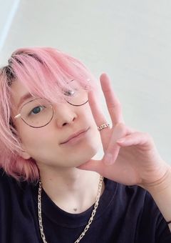 腐 男 子 裙 の 生 活  .