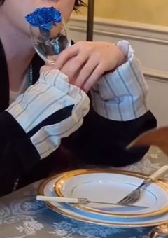 女になっちゃいました、、