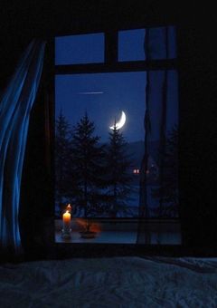 𝐌𝐢𝐝𝐧𝐢𝐠𝐡𝐭 𝐝𝐫𝐞𝐚𝐦 ☽ ✴︎