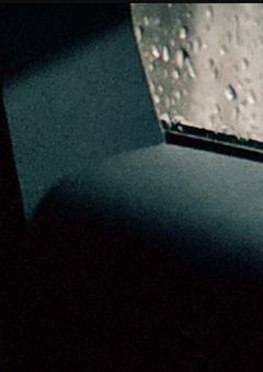 死にたい今日も