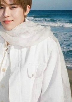 幼なじみがアイドル？！