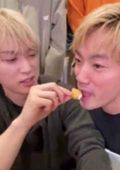 推しの幼馴染に転生した系でした