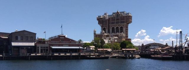 ่้ฃ๐ใใใฎๅฃ็ด็ปๅ