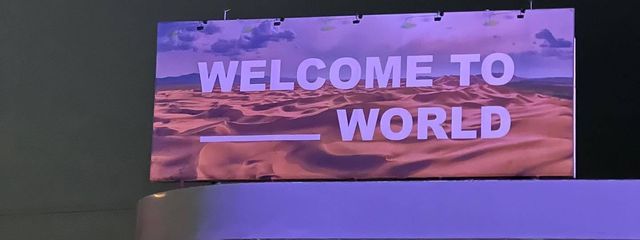 凛々さんの壁紙画像