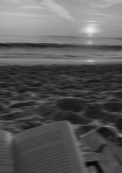 死にに行った海で若社長に保護されました。