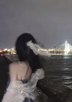 　好 か れ よ う と し て や っ て な い か ら 。　