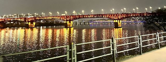 小煩いネズミさんの壁紙画像