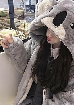 顔 面 国 宝 系 ア イ ド ル 、J K 拾 っ ち ゃ い ま し た