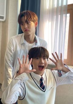 宝石学園に転入しました  __  💎