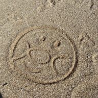 yiさんのアイコン画像