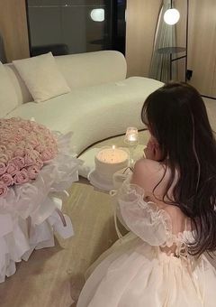 お  嬢  様  と  ヤ  ン  キ  ー  .