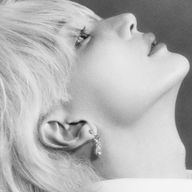 ๐๐ผ๐ตใ๐ฑ๐ฌ๐ถ๐ต๐ฎ๐ฏ๐จ๐ตใ๐ผ๐ปใใใฎใขใคใณใณ็ปๅ