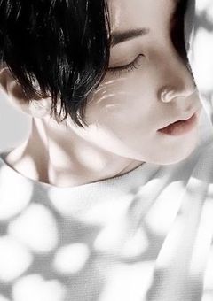 　彼を耽溺しているのはヤクザさん