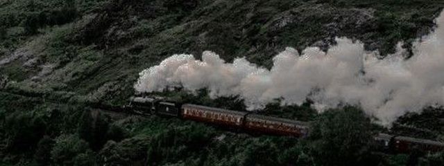 つき@低浮上極さんの壁紙画像