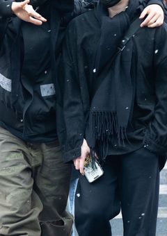 アイドルの君と幼馴染の俺