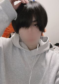  恋 愛 戦 争 ＿＿ 。