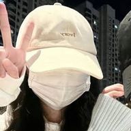 　 #  精神安定剤 . さんのアイコン画像