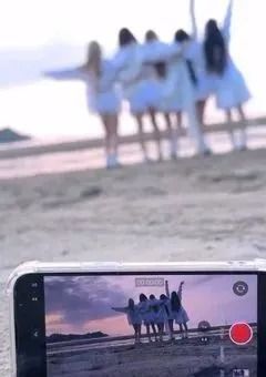 𝐓𝐎𝐏 𝐈𝐃𝐎𝐋