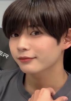ๆฐไบบไฟ่ฒๅฃซใใใ.