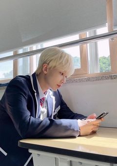 秘 密 の 交 換 日 記