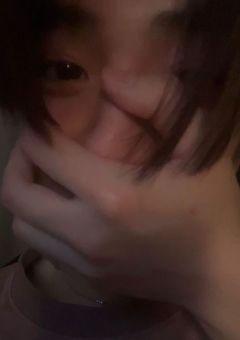  ︎︎　　　愛は鎖.