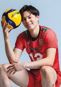 顔面直撃、お詫びは高橋藍で。