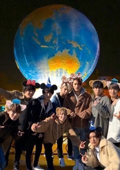 星降る夜に告げる恋の歌__。