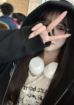 𝒔𝒘𝒆𝒆𝒕 𝒗𝒆𝒓𝒚 .*･ﾟ