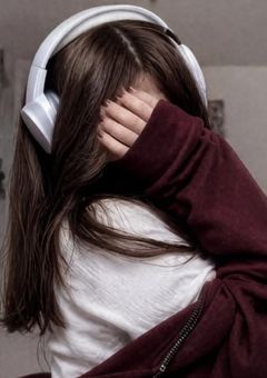 ガチャ回してたら隣が推しでした【🎀🩵】