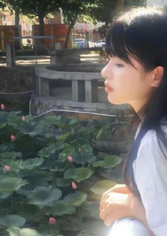 　メ イ ド 長　、モ テ て る よ う で　。
