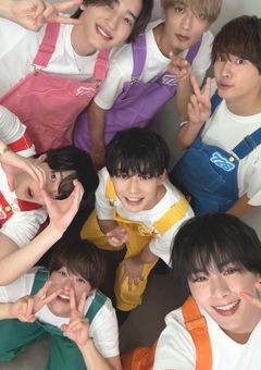         年下組さん縮みました      .