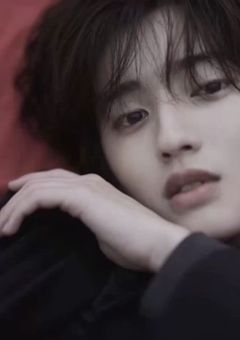 檻の中でしか君を愛せなかった  .