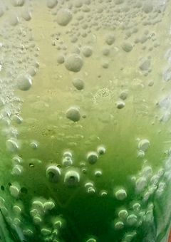 断れない少女のおはなし。