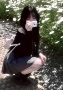 　HYBE の 🇰🇷IDOLは .　　　　　　人気爆発中💥です .