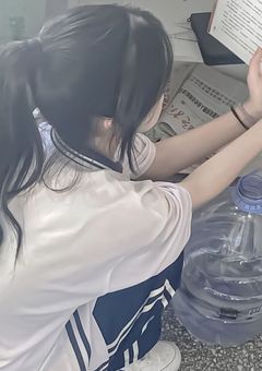  ︎︎転校したらモテた件 。