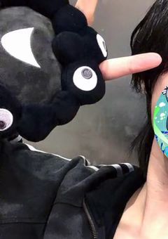 愛が重い彼女は彼氏に勝てない