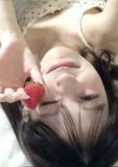 　　　𝗌𝗍𝗋𝖺𝗐𝖻𝖾𝗋𝗋𝗒　.