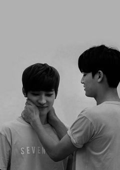 　　　𝐦.𝐰⌇﻿夢の中の恋人が推しだった件