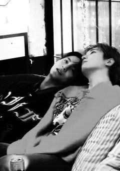 　　　𝐦.𝐰⌇﻿ソルティー・ローズ