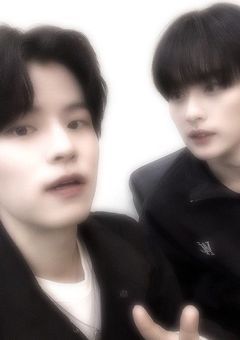  ︎ ︎ ︎ ︎ ︎ ︎ ︎ ︎ ︎ ︎この甘々な人たちどうにかしてください 。