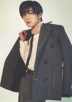 孤高のエリート目黒会長はトラウマがあります。