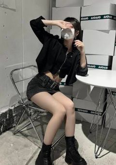 偽りぶりっ子です