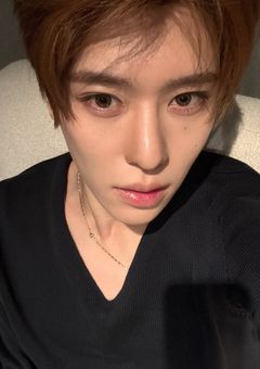 ⠀ : 203号室の秘密