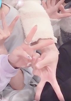 最強歌い手グループ裏では超甘えん坊でした